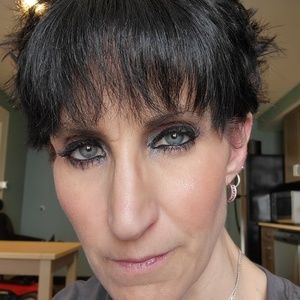 Meet your Posher, Darcie